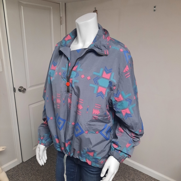 Mistral Pullover - Picture 3 of 10